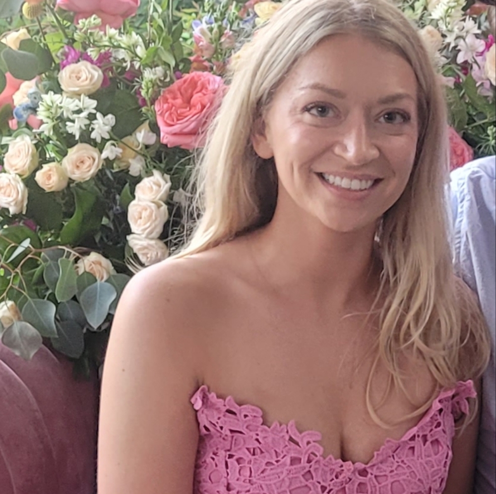 Meet your Posher, Lauren